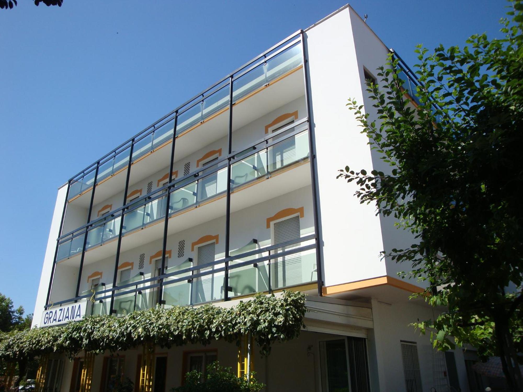 Hotel Graziana リッチョーネ エクステリア 写真